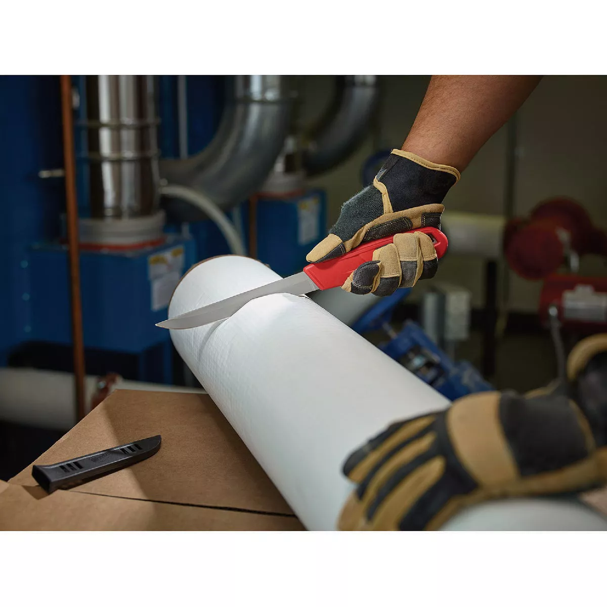 Milwaukee 6 In. Smooth Blade Insulation Knife - photo 5