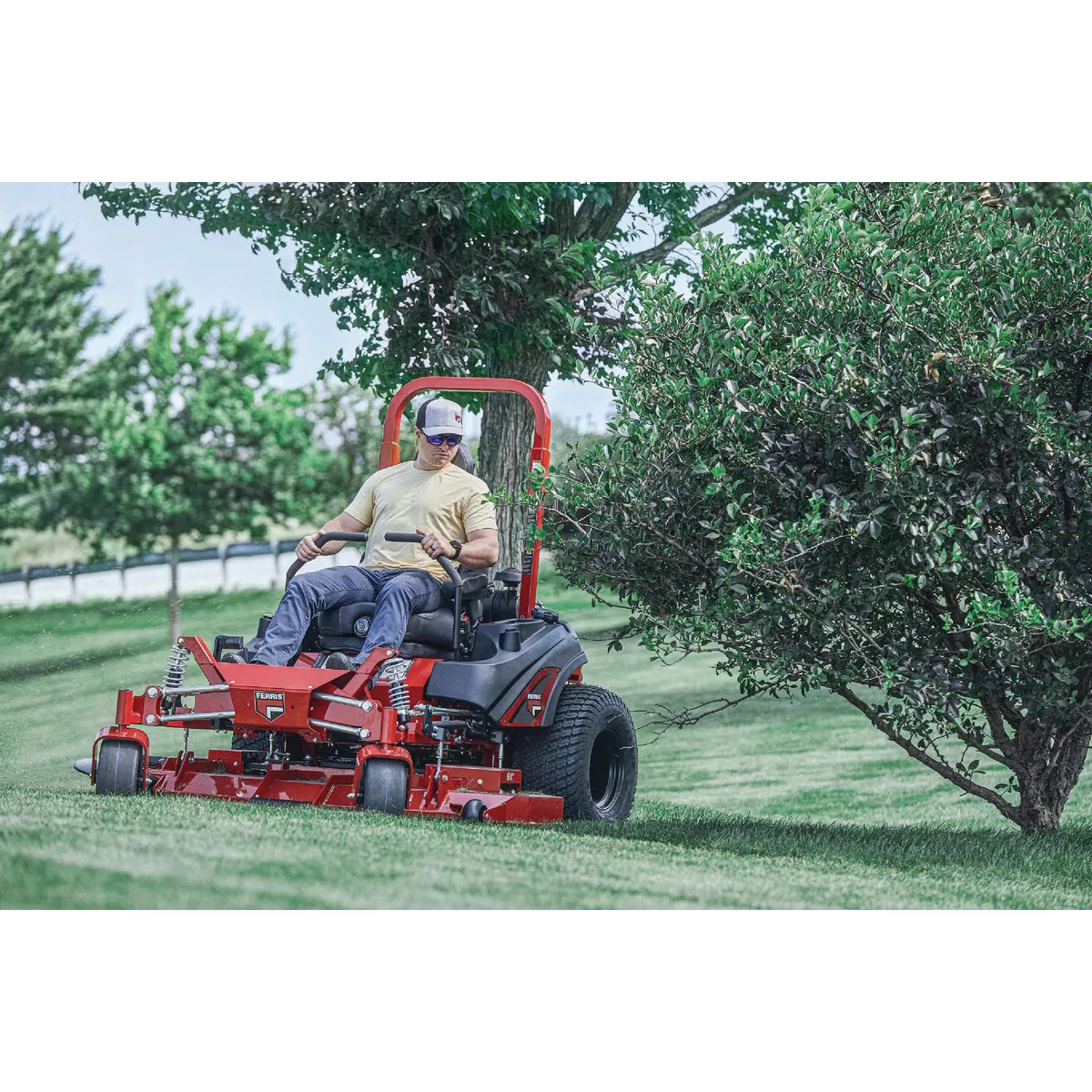 Ferris ISX 3300 72 In. 38.5 HP Kawasaki Zero Turn Mower - photo 4
