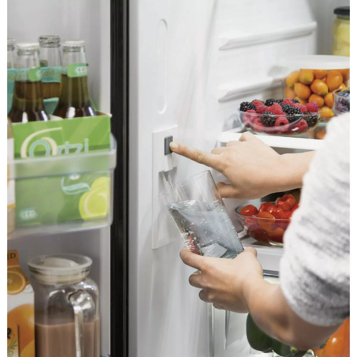 GE 24.7 Cu. Ft. French Door Refrigerator, Fingerprint Resistant Slate - photo 3