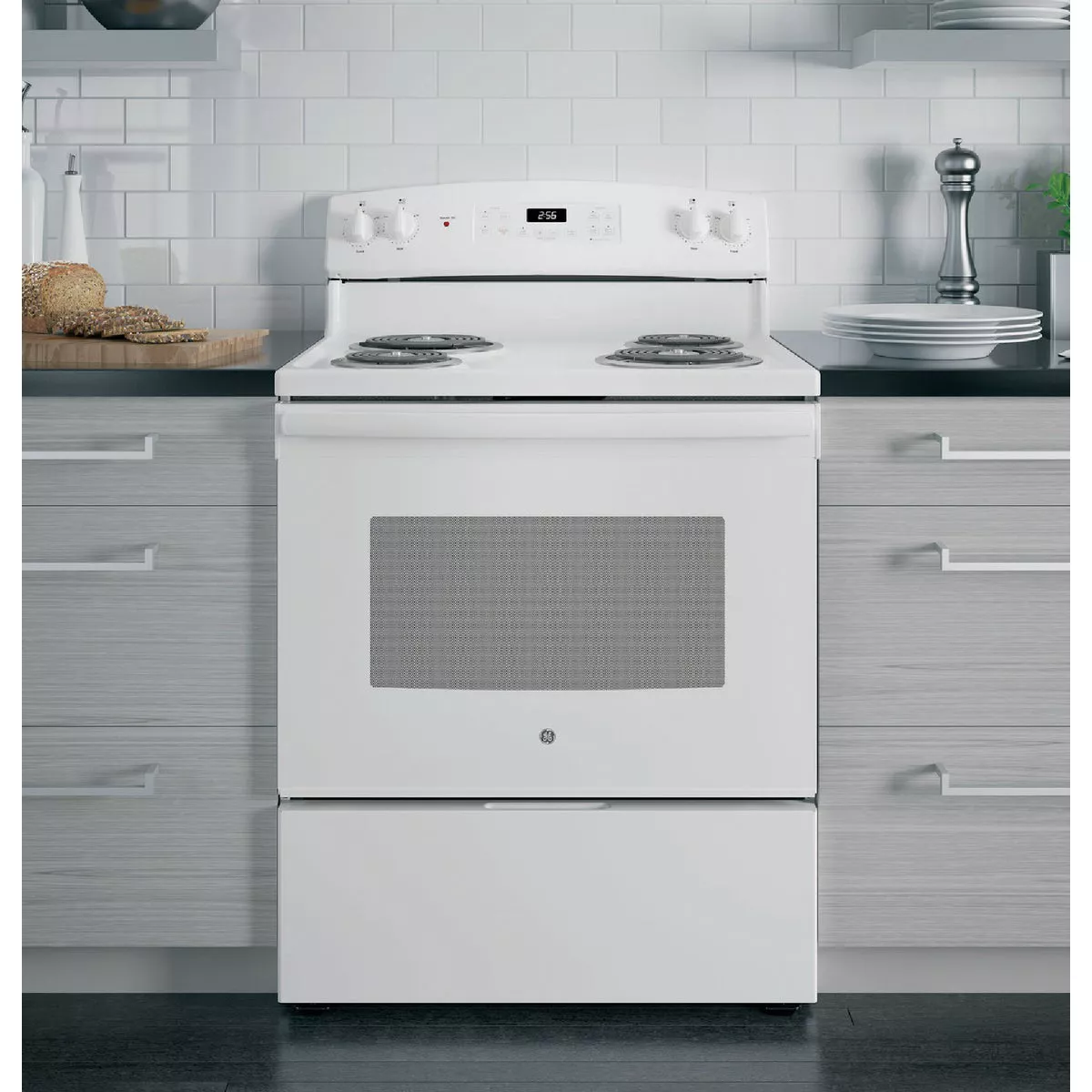 GE 30 In. 5.0 Cu. Ft. Electric Range, White - photo 3