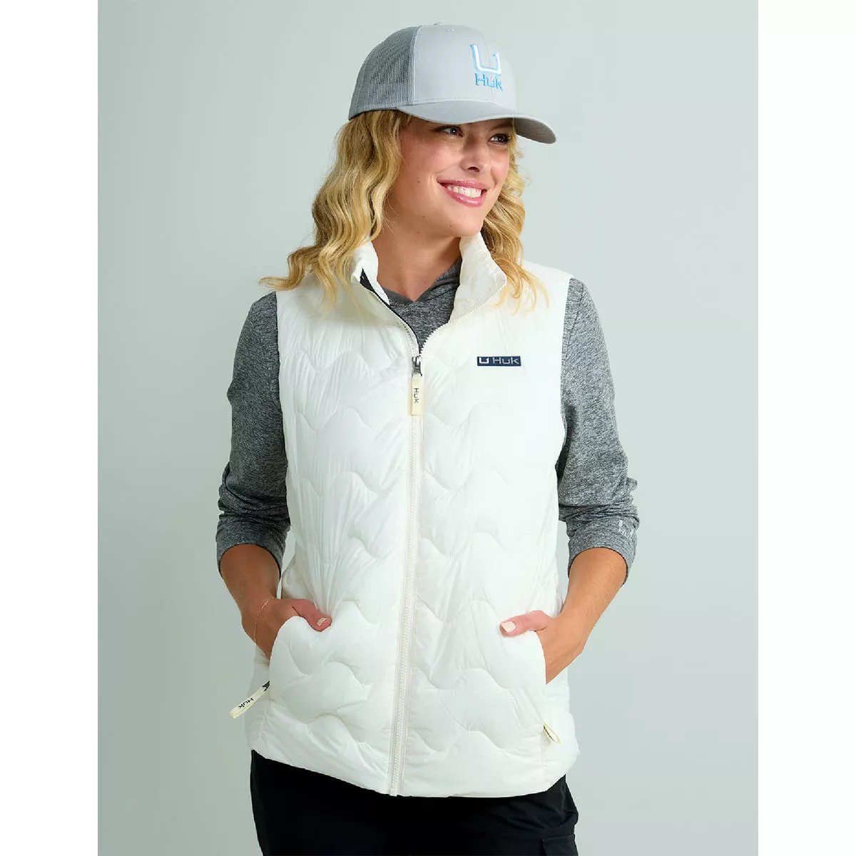 Huk Women's XXL Egret Wave Vest