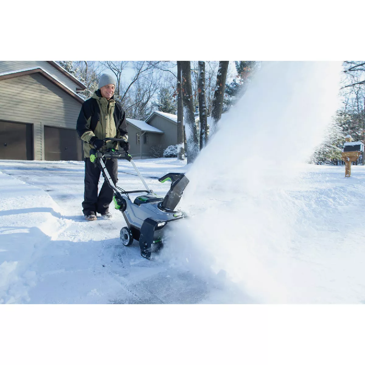 EGO POWER+ 21 In. Single-Stage Brushless Cordless Snow Blower Kit with (2) 4.0 Ah Batteries & Charger - photo 2