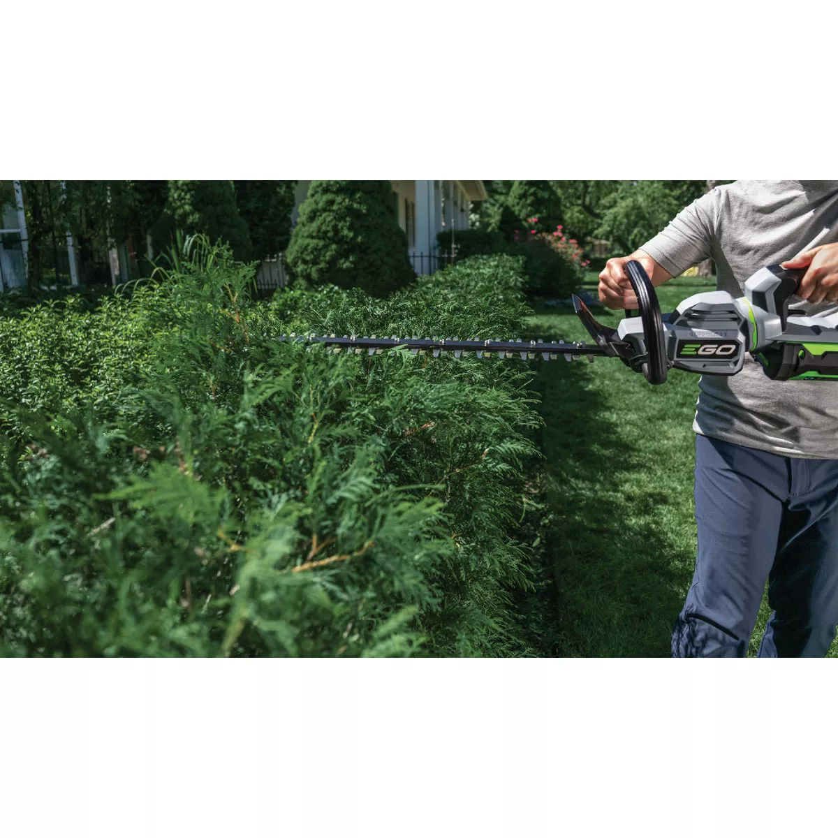 EGO POWER+ 26 In. Brushless Cordless Hedge Trimmer Kit with 2.5 Ah Battery & Charger - photo 2