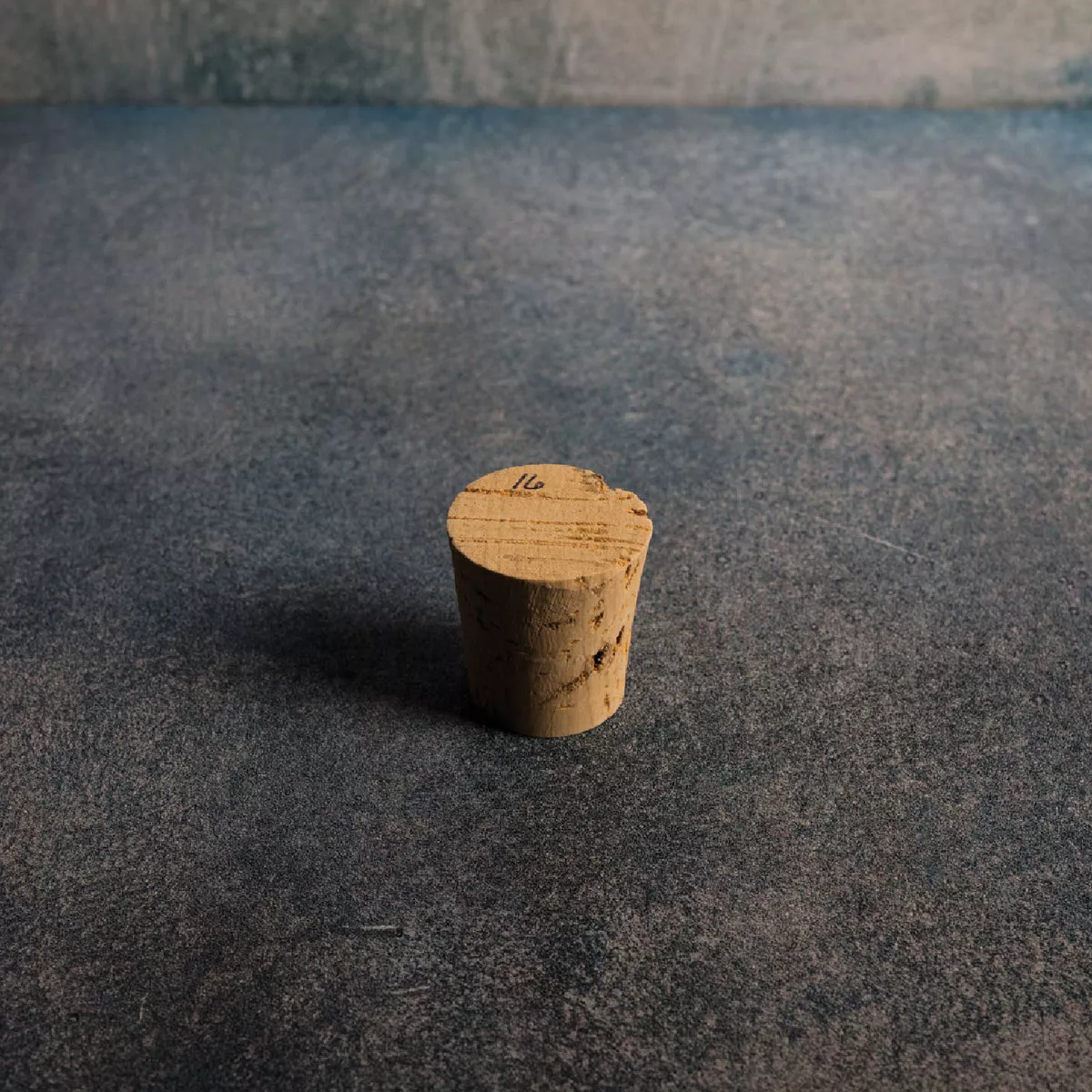 LD Carlson #16 Tapered Cork Bottle Stopper