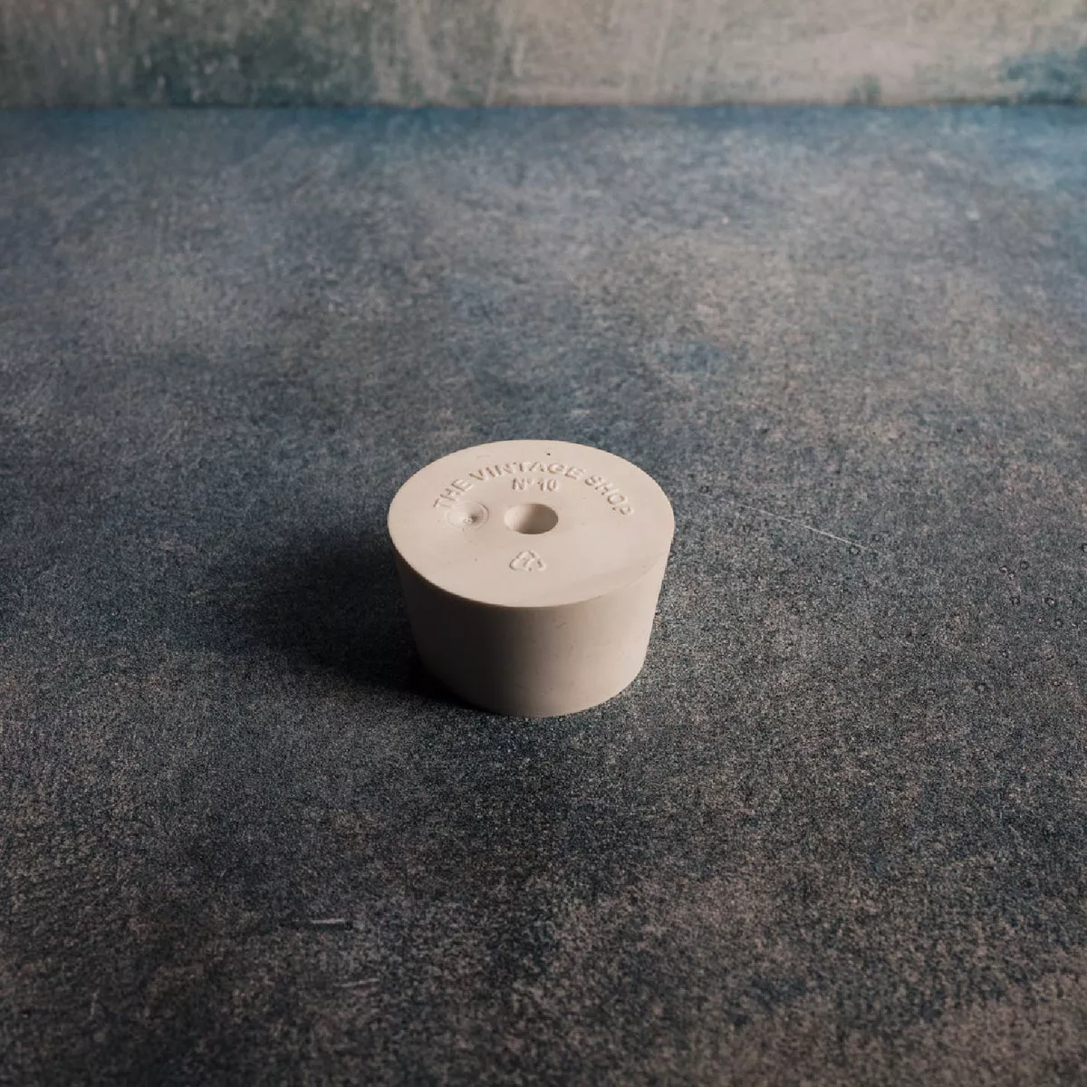 LD Carlson #10 Drilled Rubber Bottle Stopper