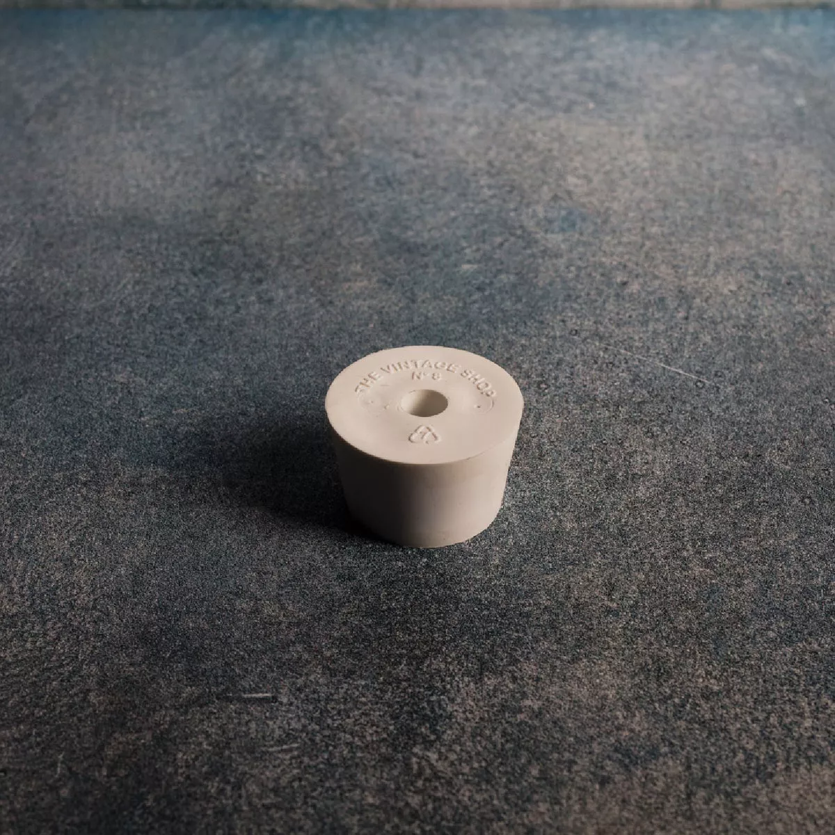 LD Carlson #8 Drilled Rubber Bottle Stopper