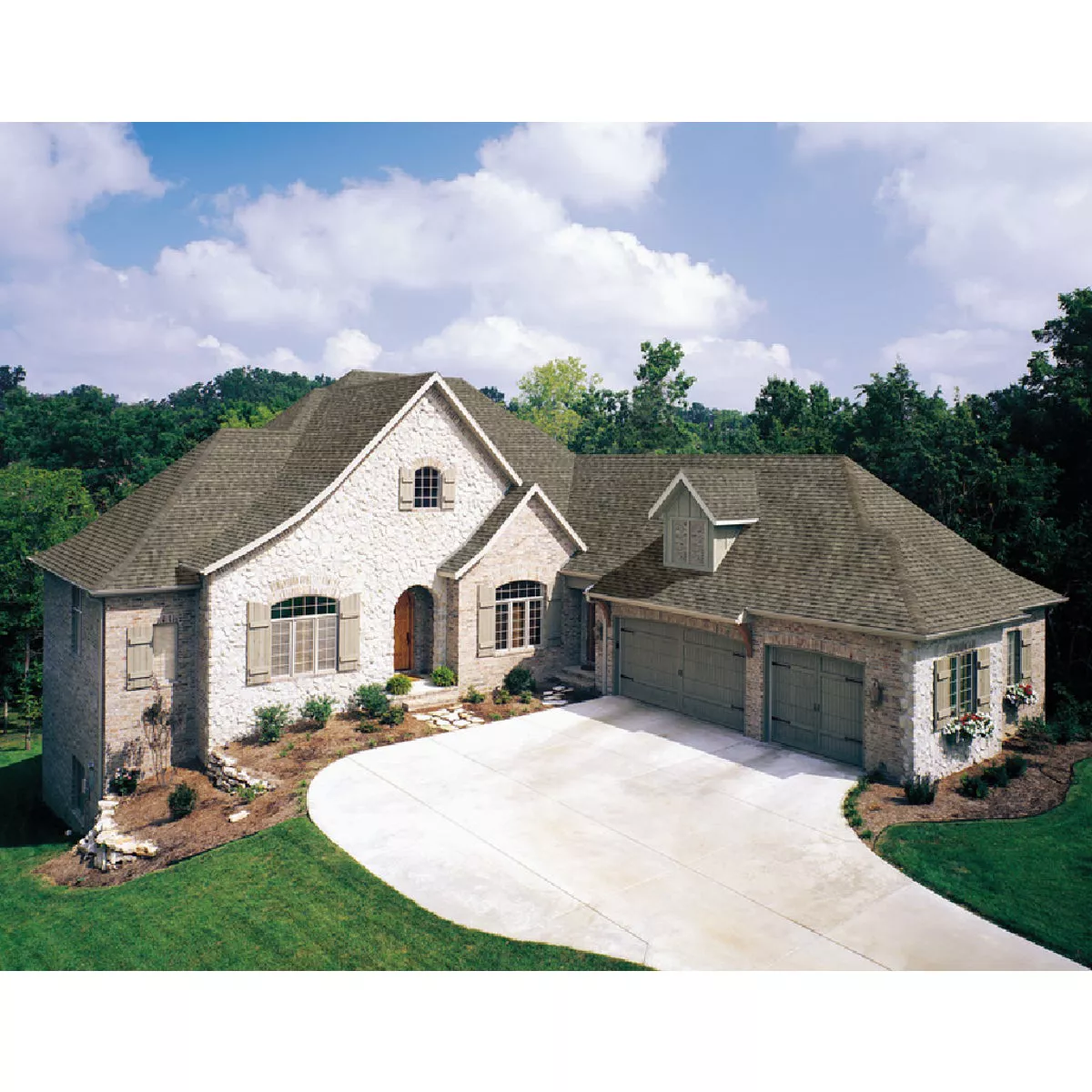 TAMKO Titan XT Weathered Wood Architectural Asphalt Shingles - photo 2