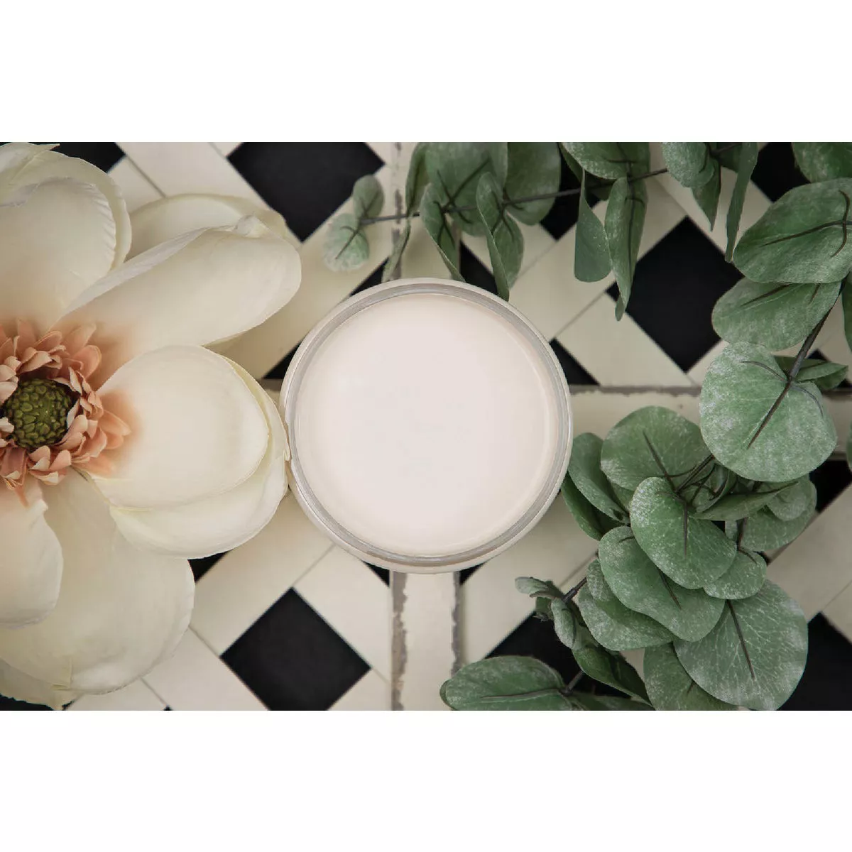 Dixie Belle 8 Oz. Drop Cloth Matte Chalk Mineral Paint