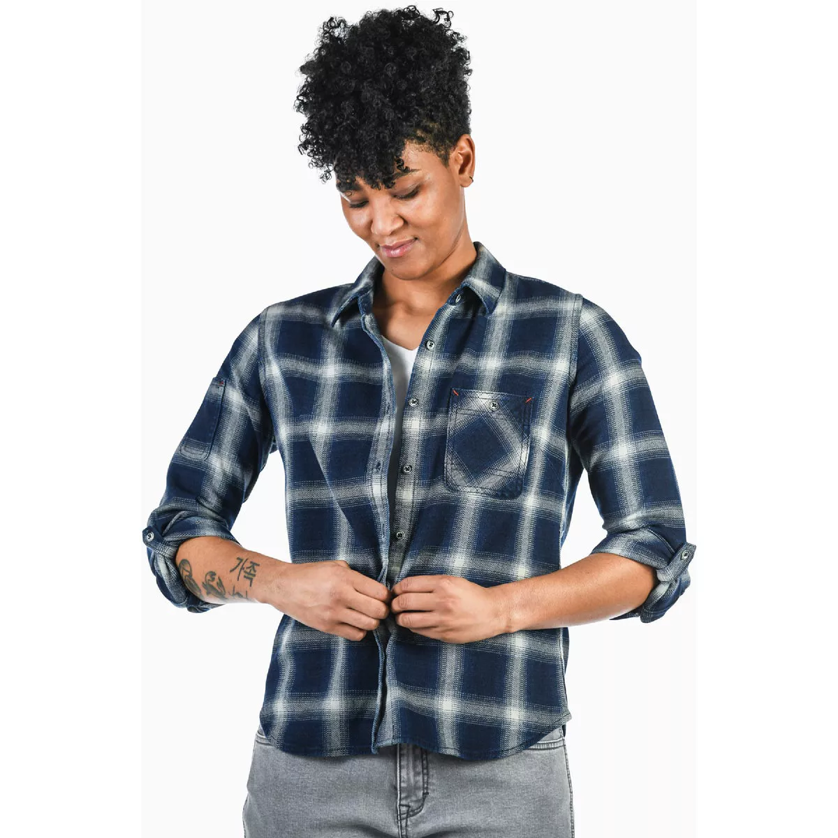 Dovetail Workwear Women's M Indigo Plaid Givens Stretch Flannel Work Shirt