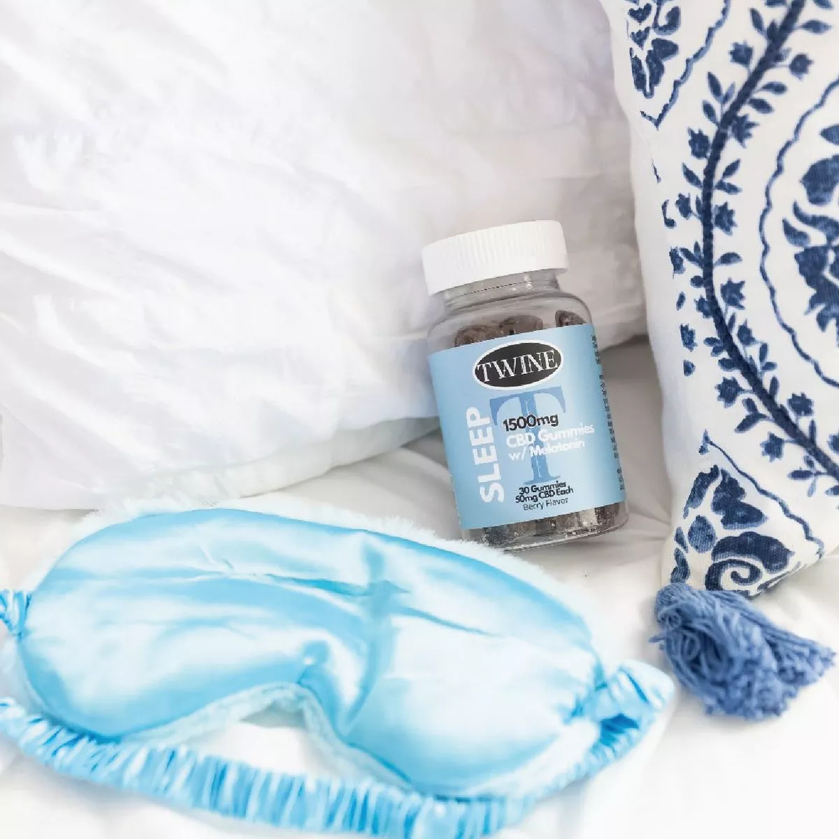 Twine 750 mg Berry Sleep CBD Gummies (30-Ct.) - photo 2
