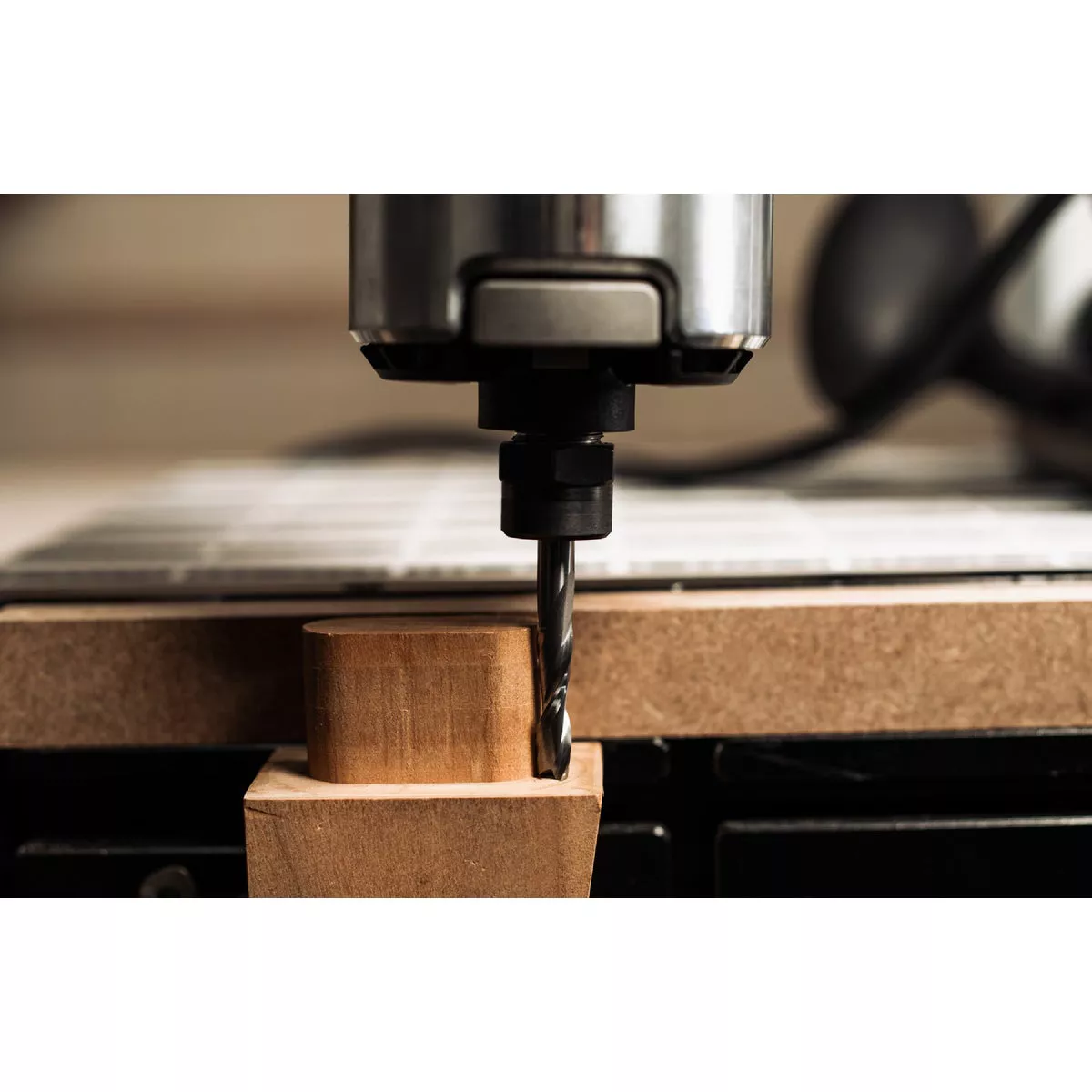 Shaper 1/4 In. x 1 In. Up-Spiral Flat Router Bit - photo 6