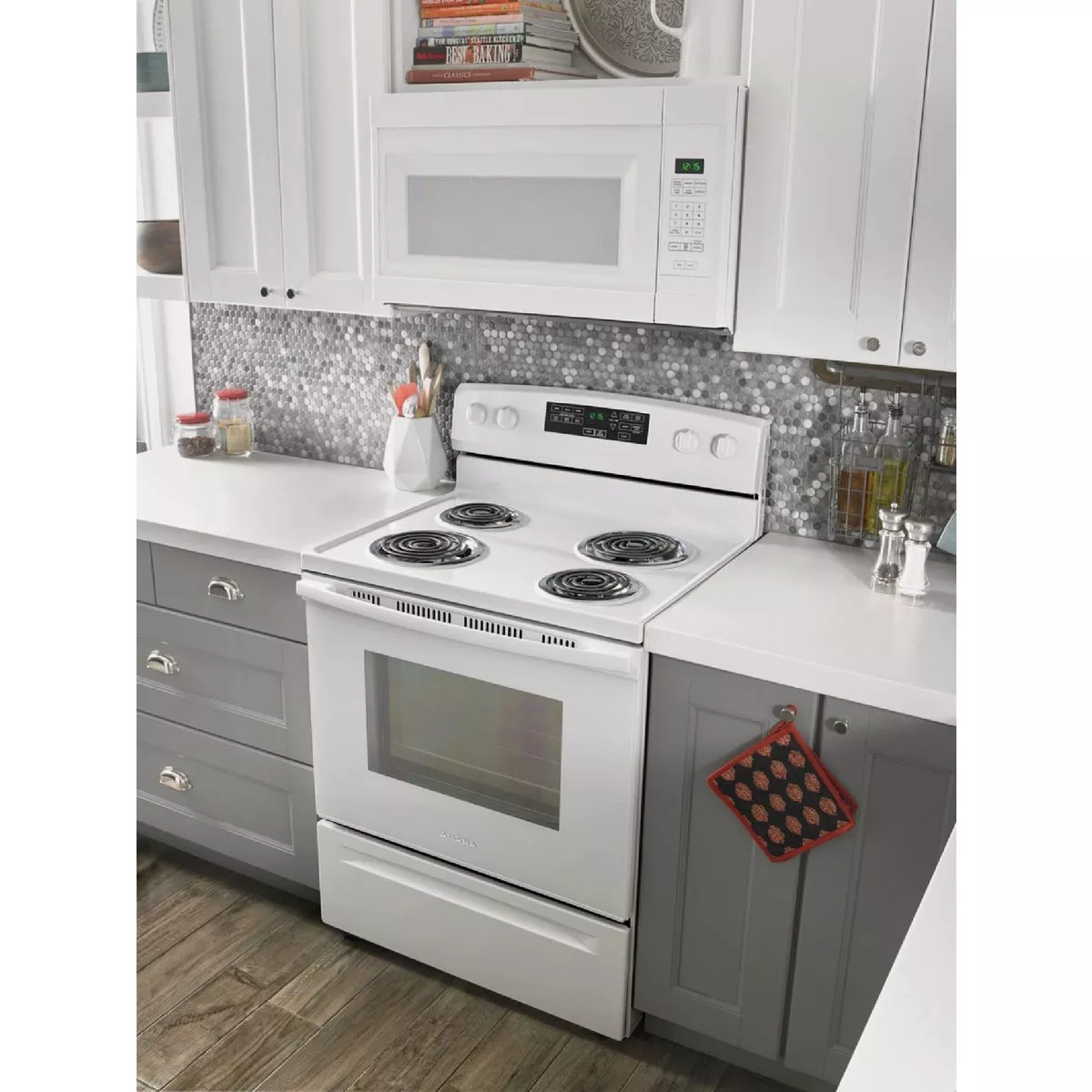 Amana 30 In. 4.8 Cu. Ft. Freestanding Self Cleaning Electric Range, White
