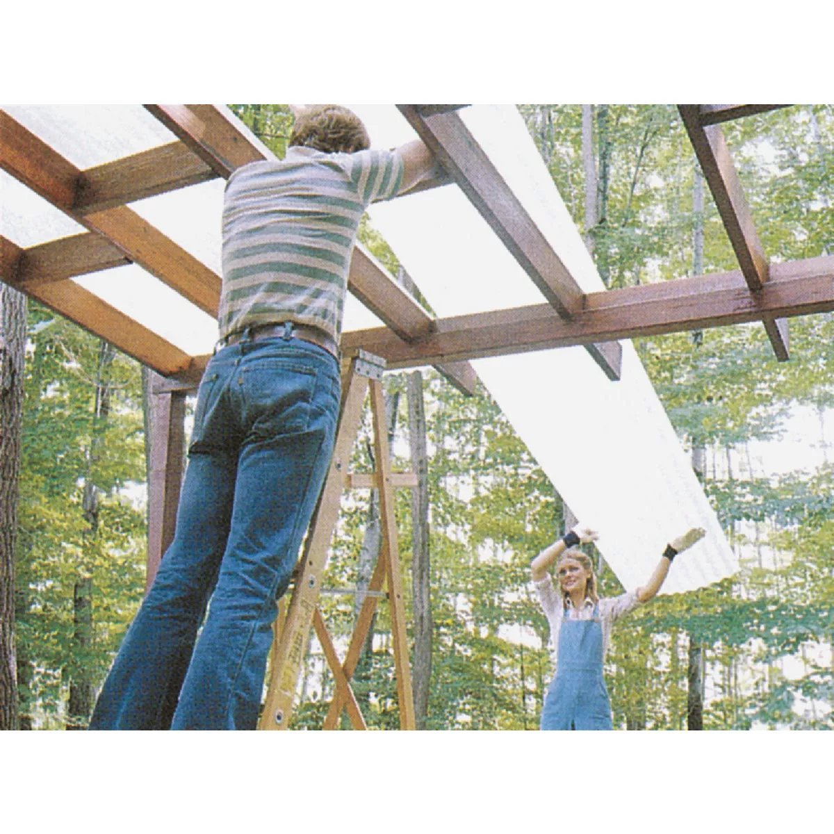 Sequentia WeatherGlaze 26 In. x 8 Ft. White Fiberglass Corrugated Panels - photo 4