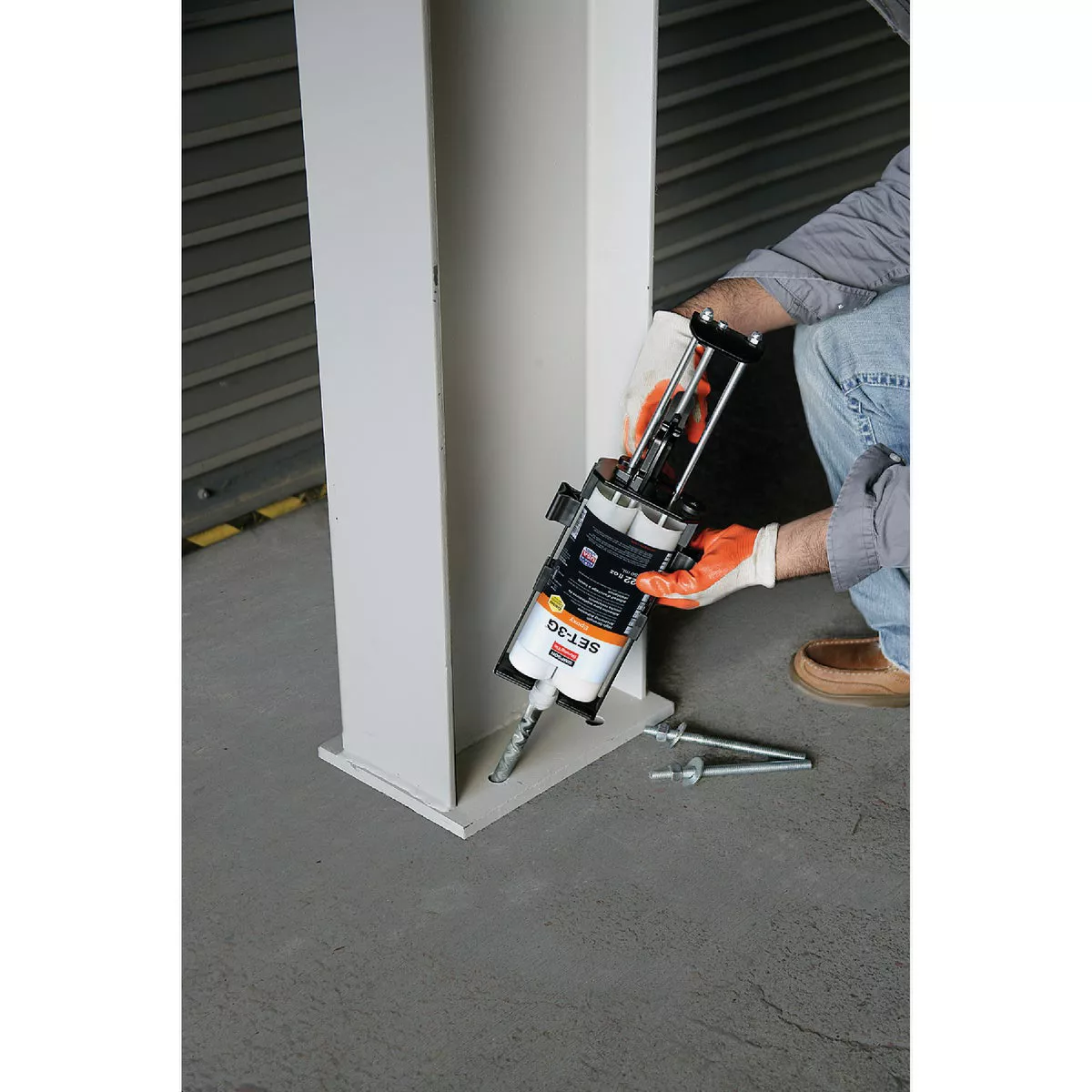 Simpson Strong-Tie 22 Oz. High-Strength Epoxy Adhesive with Nozzle & Extension - photo 6