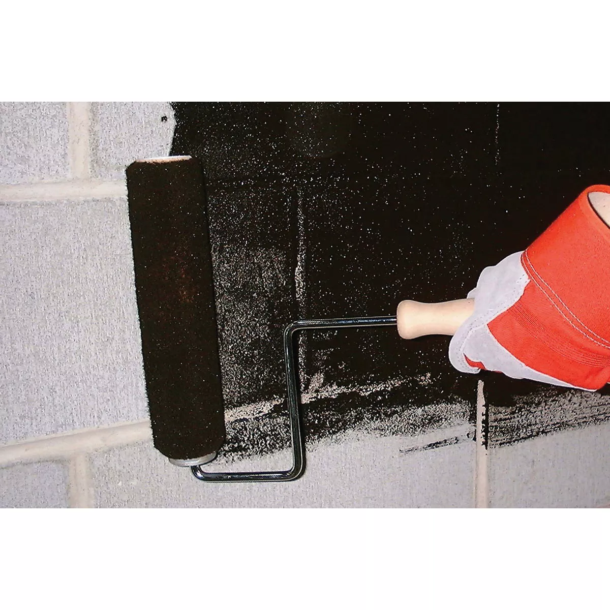 Henry 5 Gal. Non-Fibered Asphalt Roof Coating - photo 2