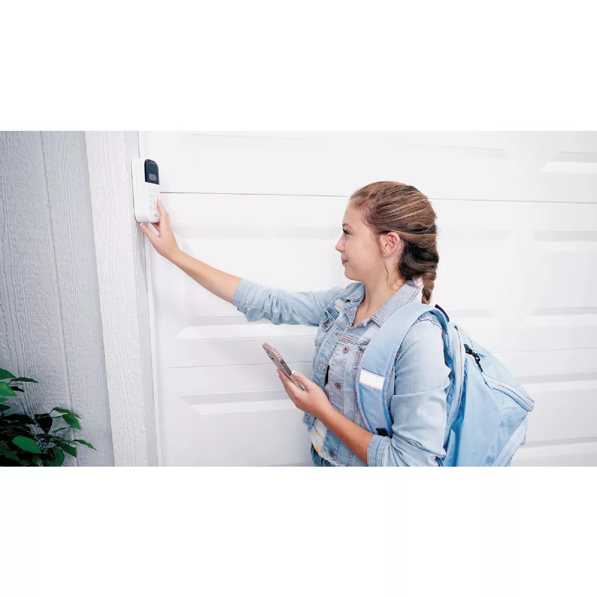 Chamberlain myQ Smart Garage Video Keypad - photo 3