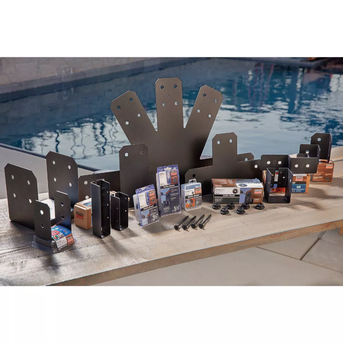 Simpson Strong-Tie Outdoor Accents Avant Collection ZMAX 4X Black Post Base Side Plate (2 Ct.) - photo 4