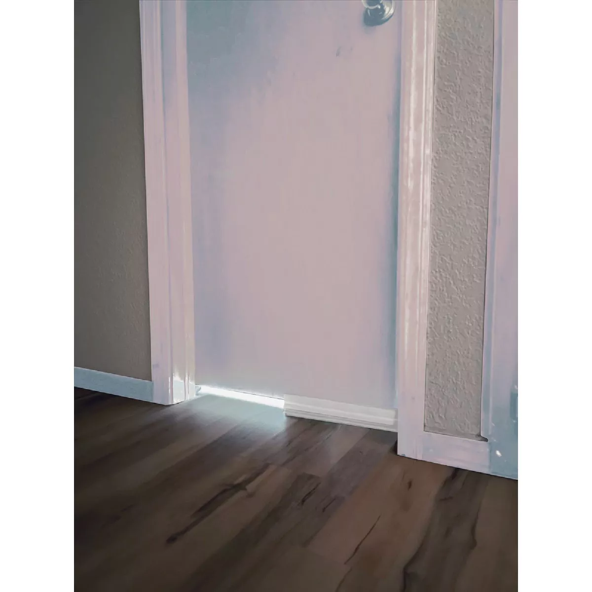 M-D Building Products CINCH 1.375 In. W. x 2.125 In. H. x 32 In. L. Vinyl & Rubber White Door Bottom - photo 2