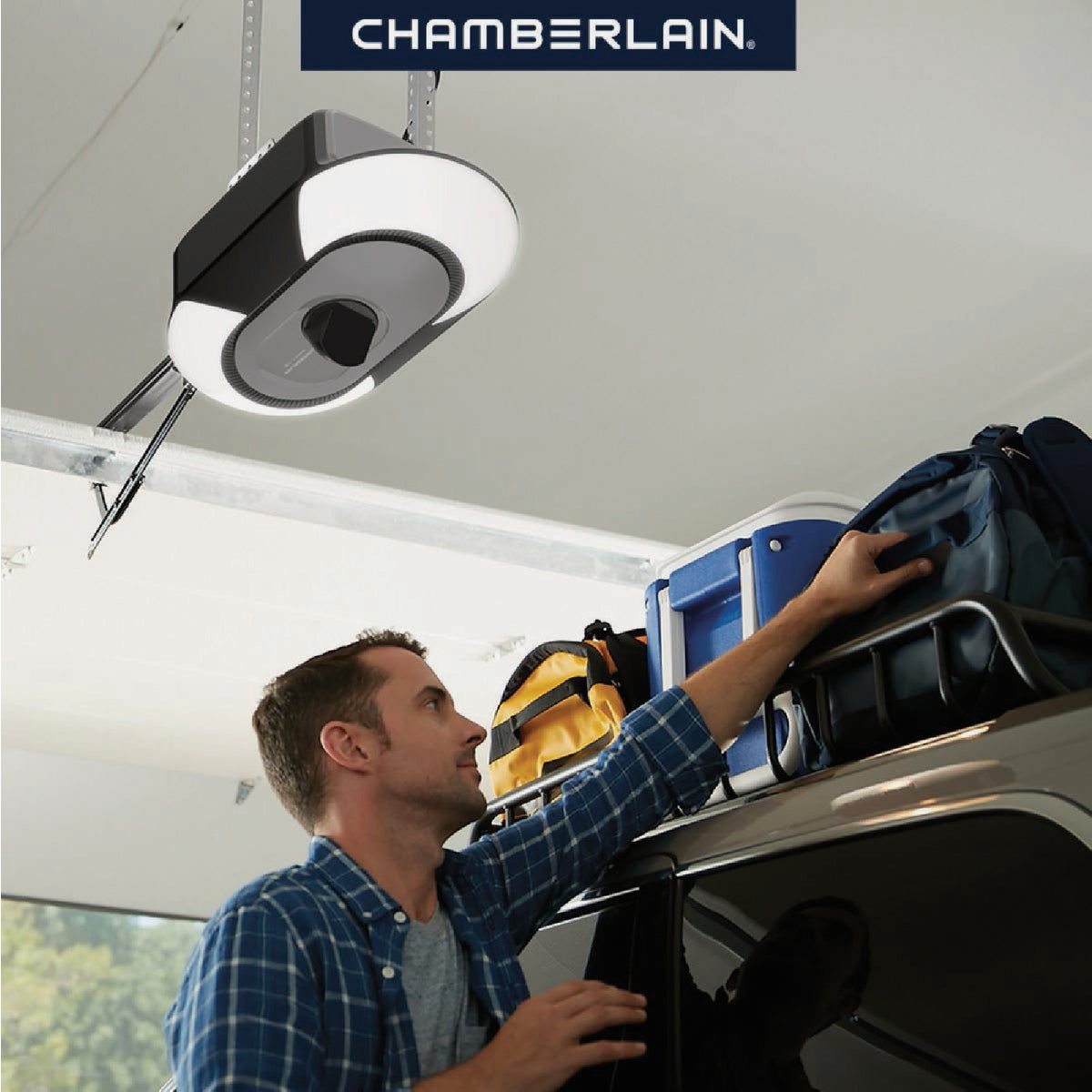 Chamberlain B6753T 11/4 HP myQ Secure View Smart Belt Drive Garage