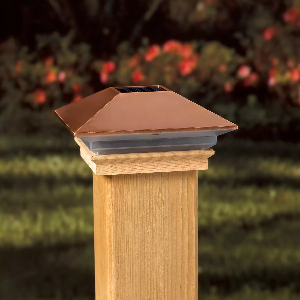 Deckorators High Point 4 In. x 4 In. Solar Post Cap - photo 2