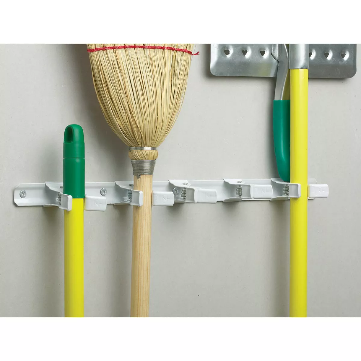 Rust-Resistant White 5-Spring Clip Organizer - photo 4