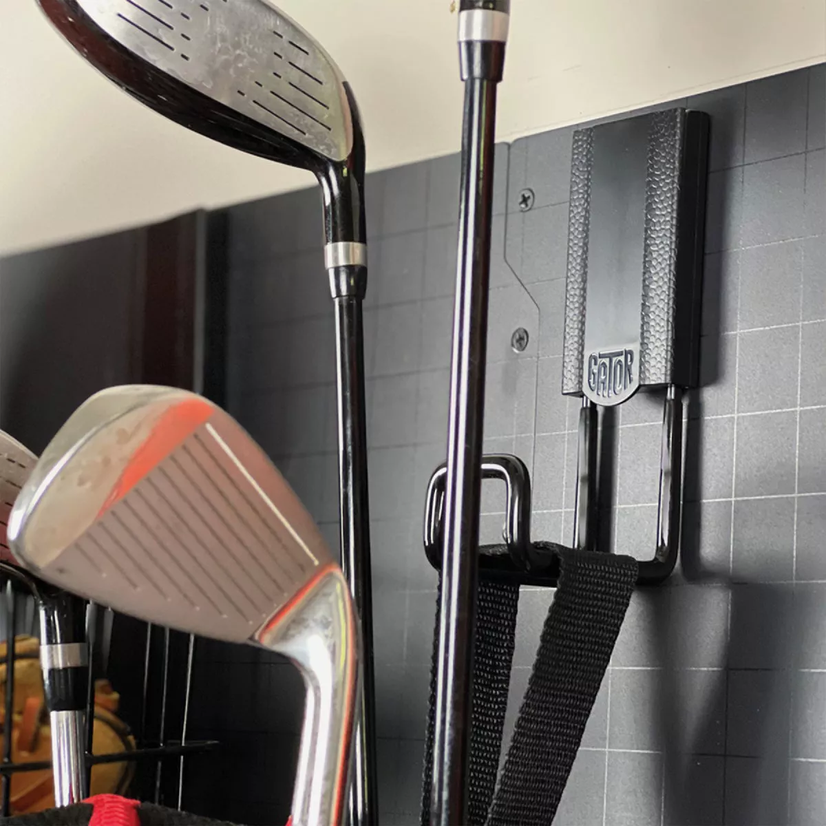 Gator Magnetics MIDI 2.5 In. Black Closed Magnetic Hook, 25 Lb. Capacity - photo 6