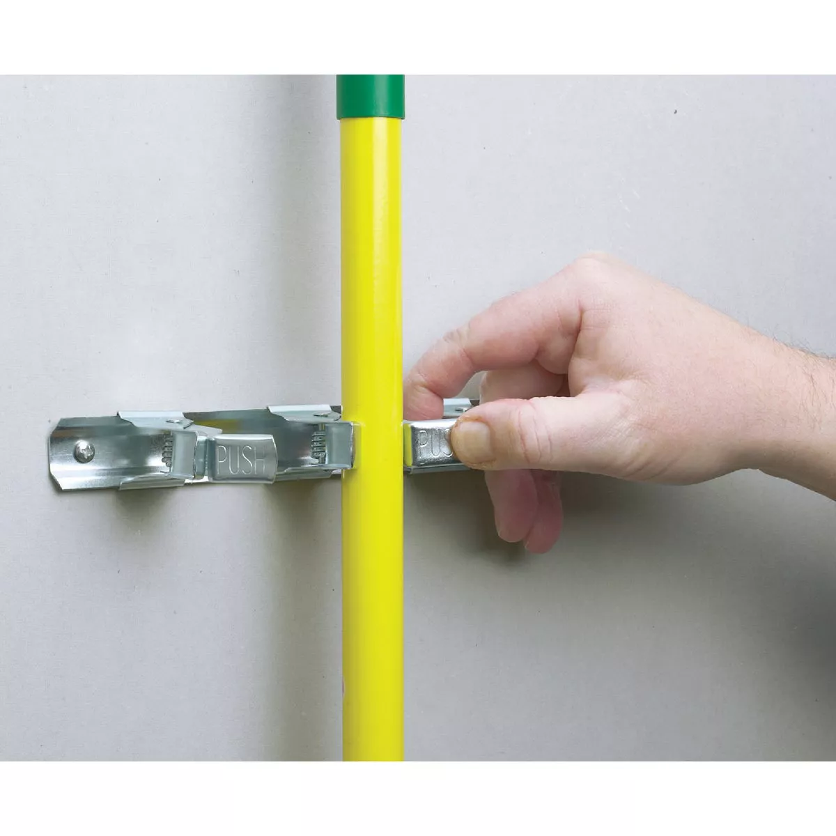 Rust-Resistant 8 In. 3-Spring Clip Organizer - photo 5