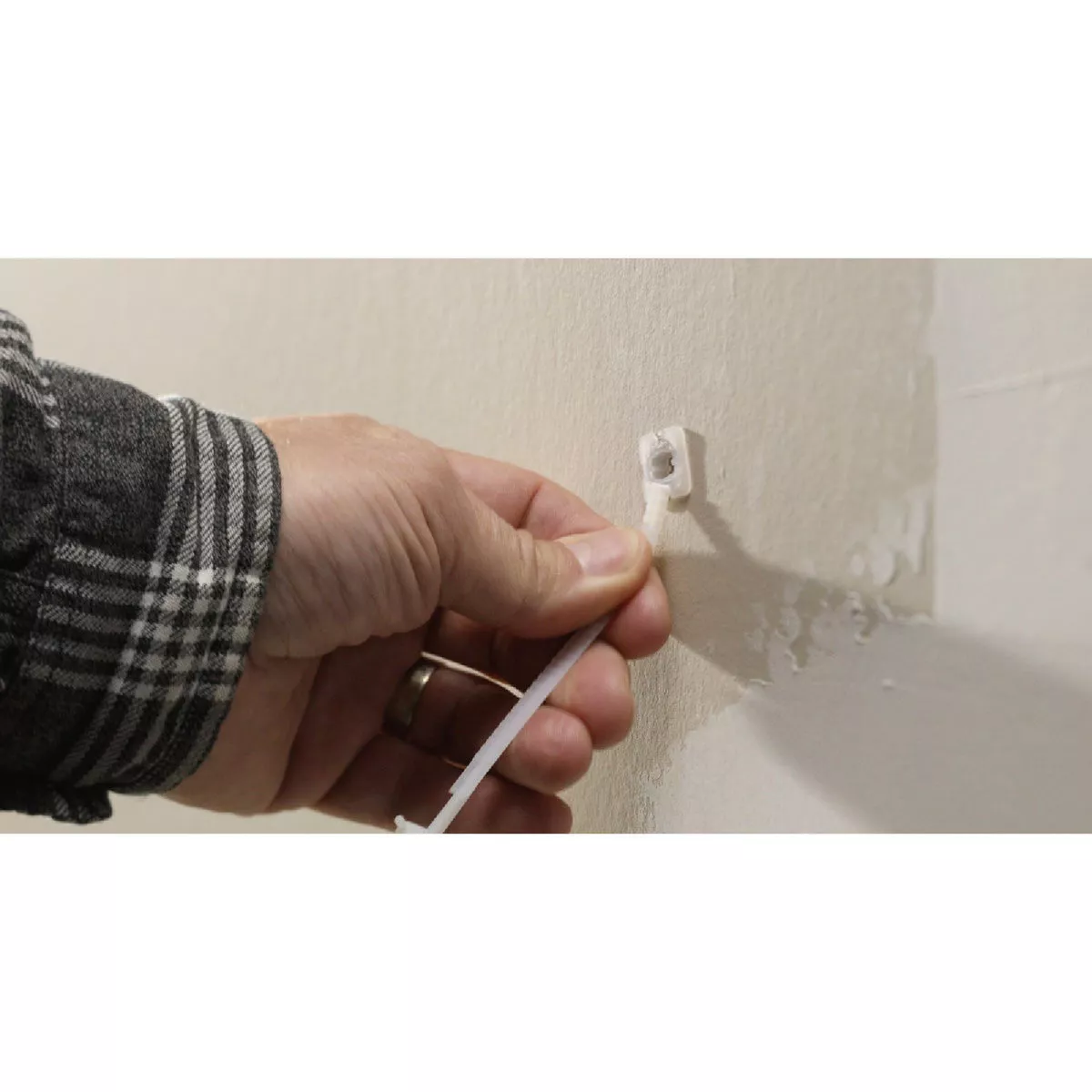 E-Z Ancor 3/16 In. Heavy Duty Pull Toggle Drywall Anchor (10-Pack) - photo 2