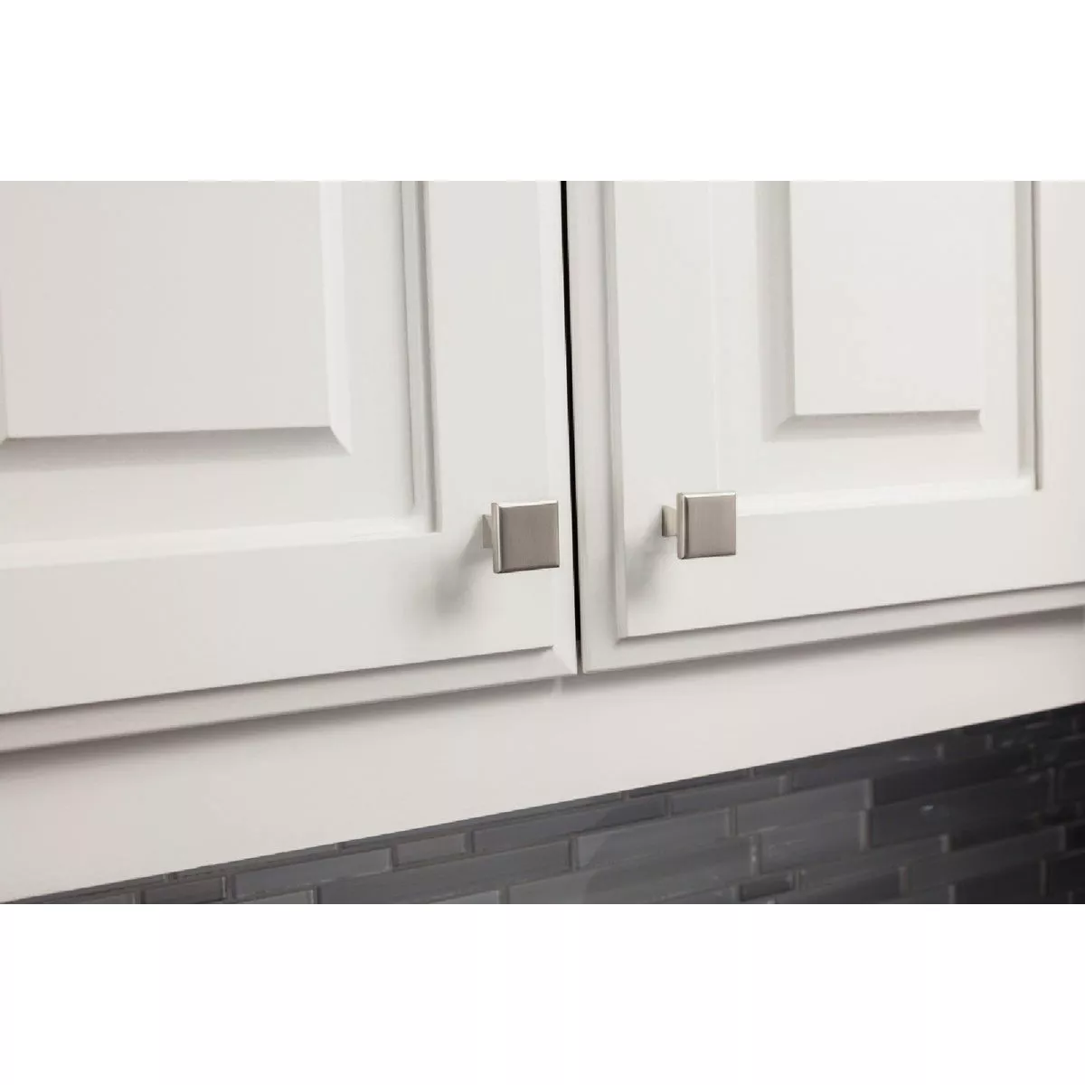 KasaWare 1 In. Diameter Satin Nickel Flared Foot Square Knob (4-Pack) - photo 3