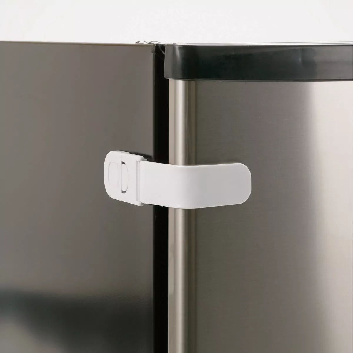 Safety 1st Multi-Purpose White Appliance Lock (2-Pack) - photo 4