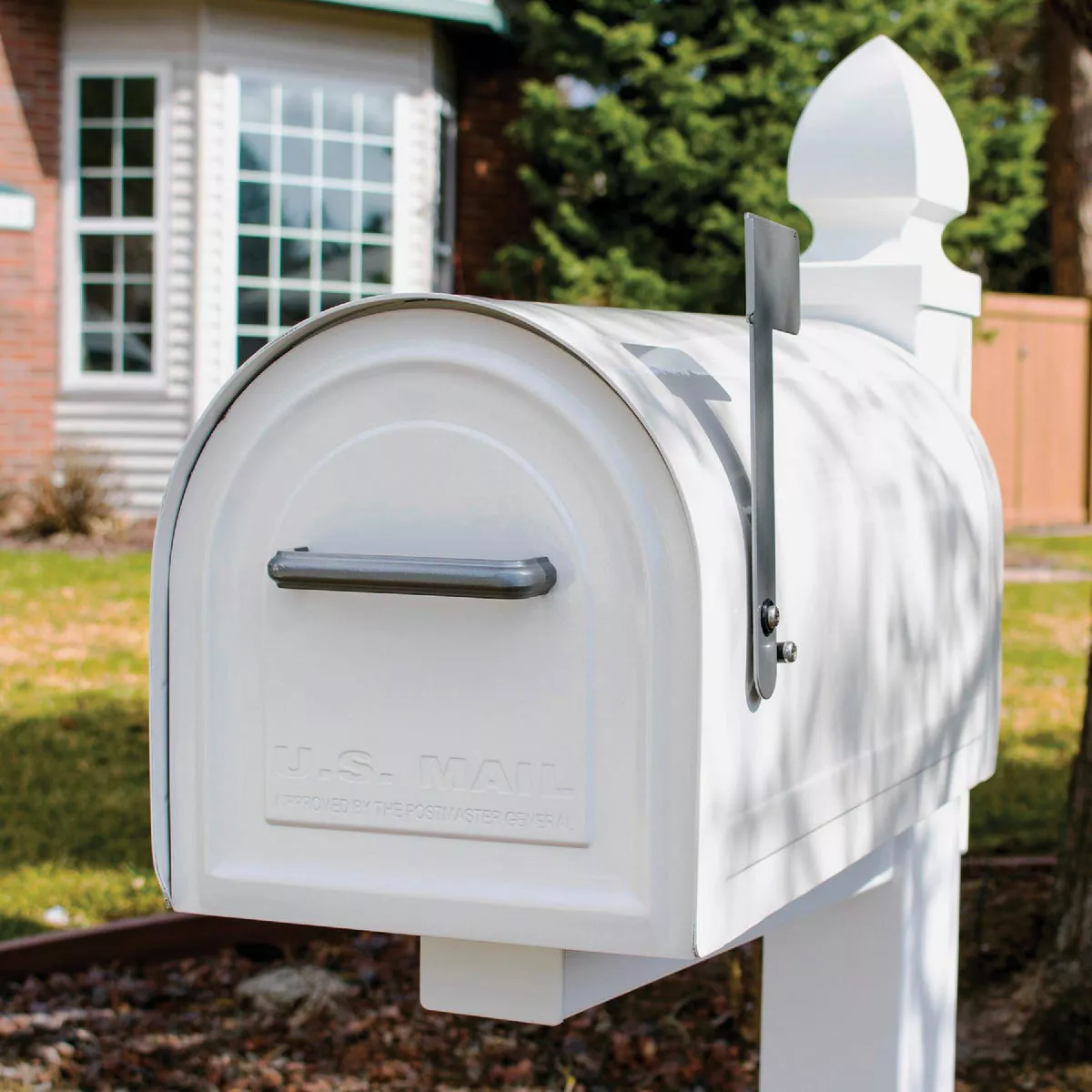 Gibraltar Reliant White Locking Post Mount Mailbox - photo 3