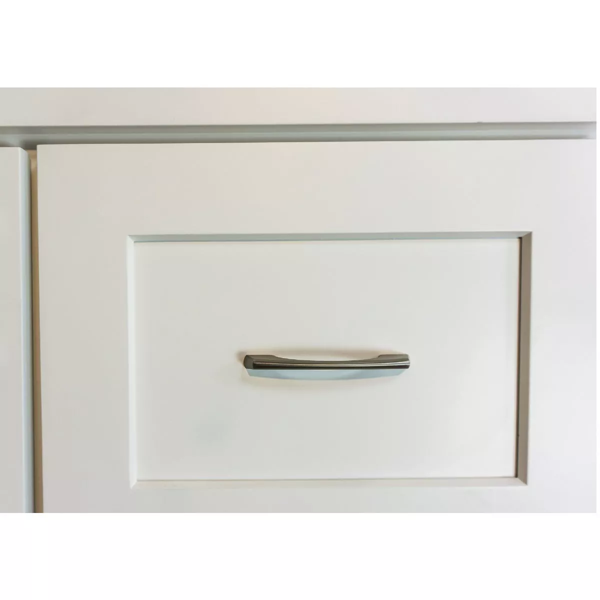 CraftMark Shaker Retreat White 48 In. W x 34 In. H x 21 In. D Vanity Base without Top, 2 Door/4 Drawer - photo 4