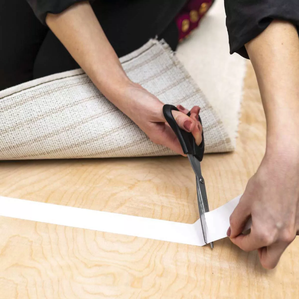 Duck Heavy Traffic 1.5 In. x 42 Ft. Indoor Carpet Tape - photo 6