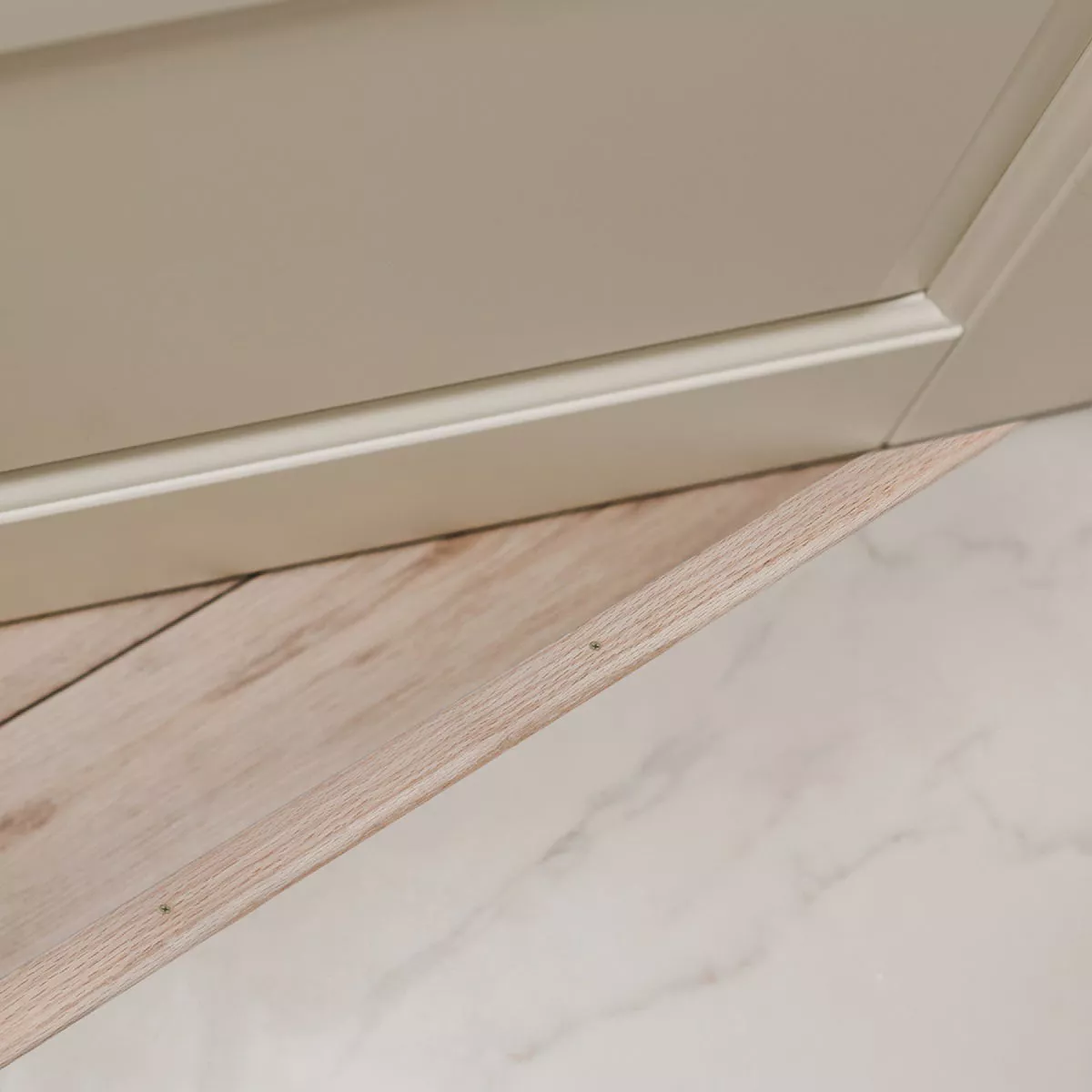 M-D Building Products 1-3/4 In. x 5/16 In. x 36 In. Natural Hardwood Flat-Profile Threshold for Doorways - photo 5