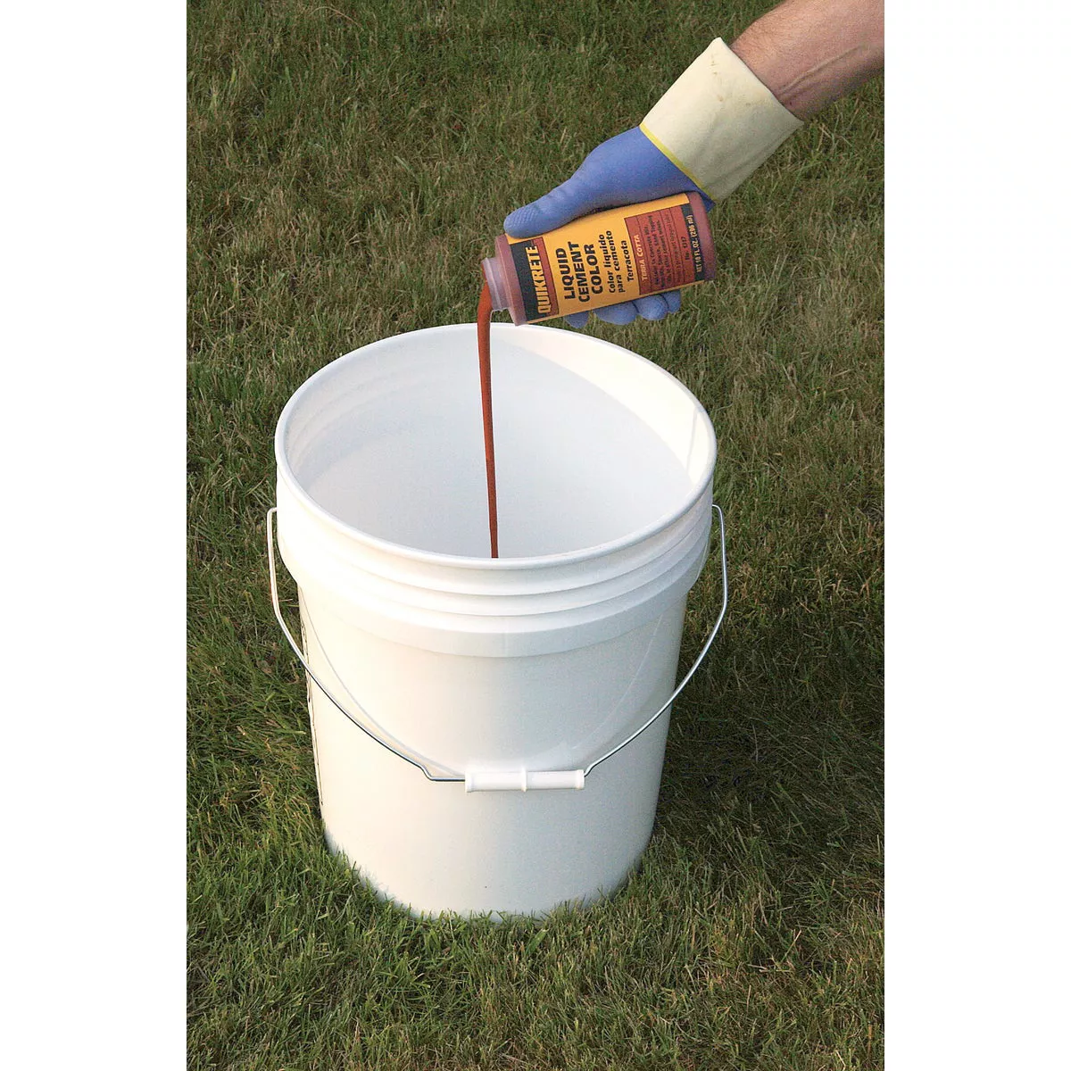Quikrete Brown 10 Oz. Liquid Cement Color - photo 3