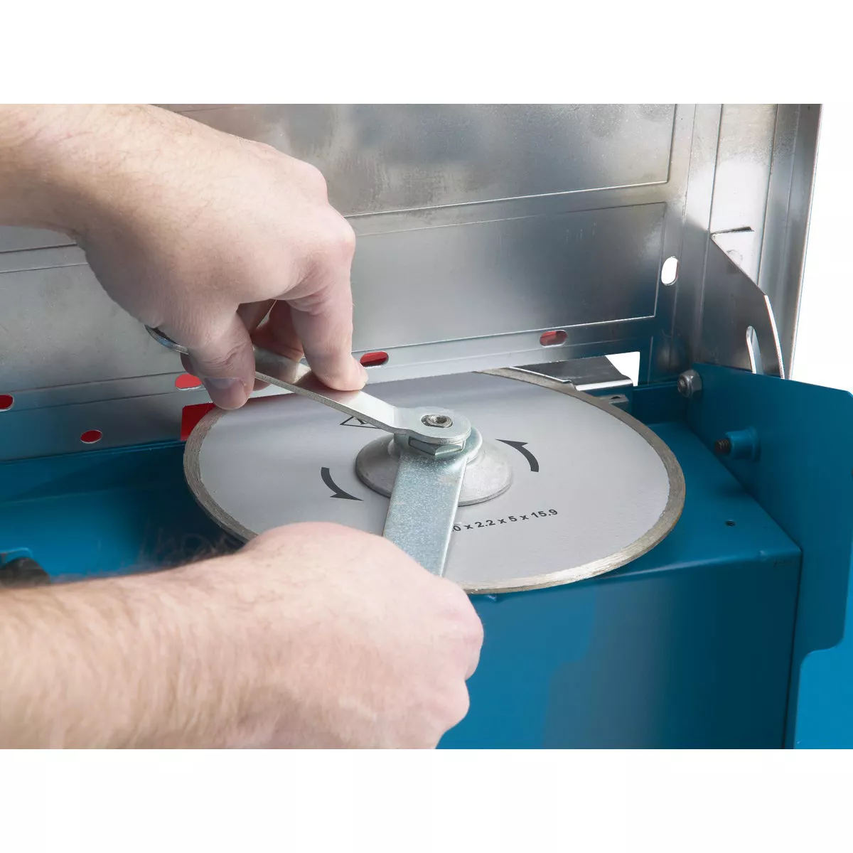 Project Pro 7 In. Portable Tile Saw - photo 11