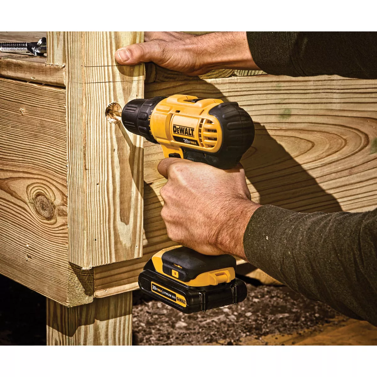 DEWALT 20V MAX 1/2 In. Cordless Drill/Driver Kit with (2) 1.3 Ah Batteries & Charger - photo 7