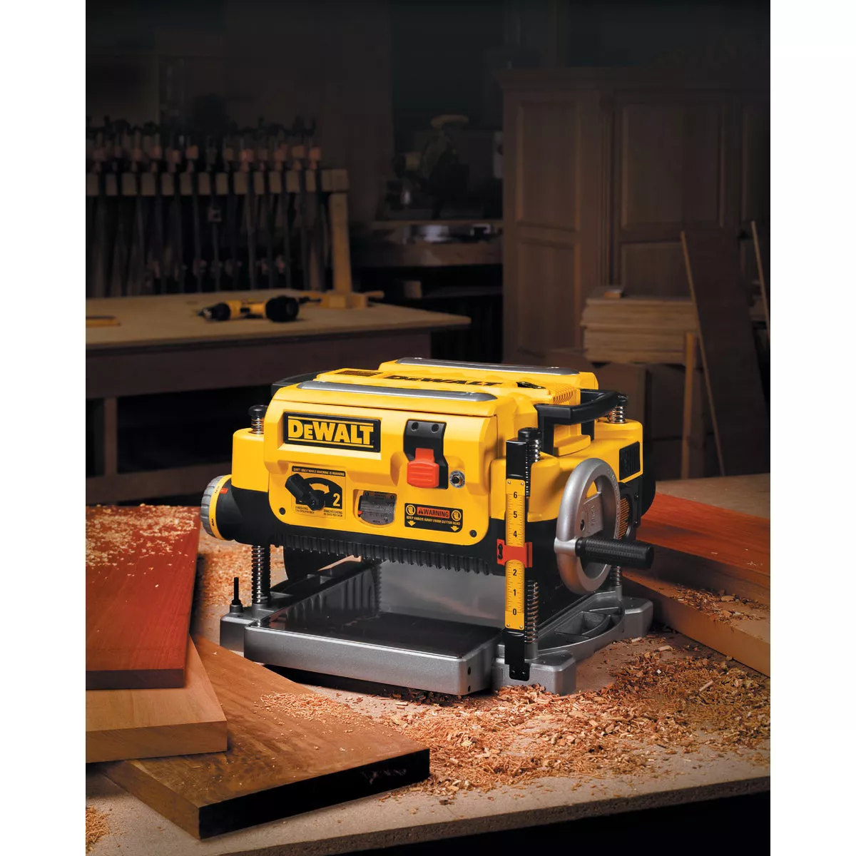 DEWALT 13 In. Three Knife Two-Speed Portable Planer - photo 7
