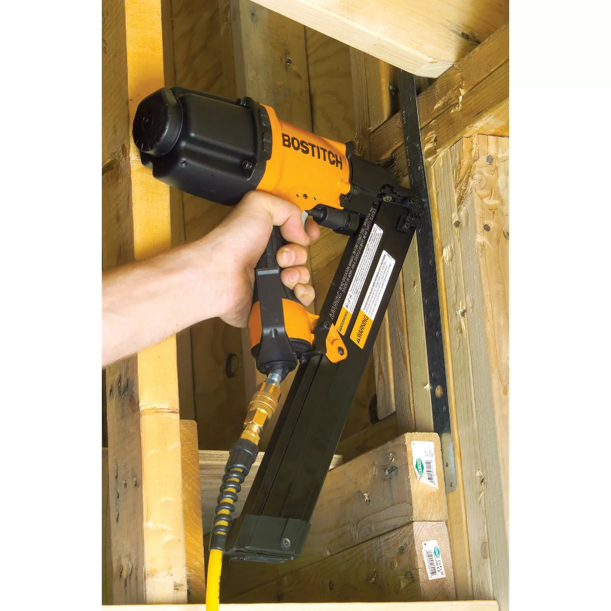 Bostitch 35 Degree 2-1/2 In. Paper Tape Strapshot Metal Connector Framing Nailer - photo 3