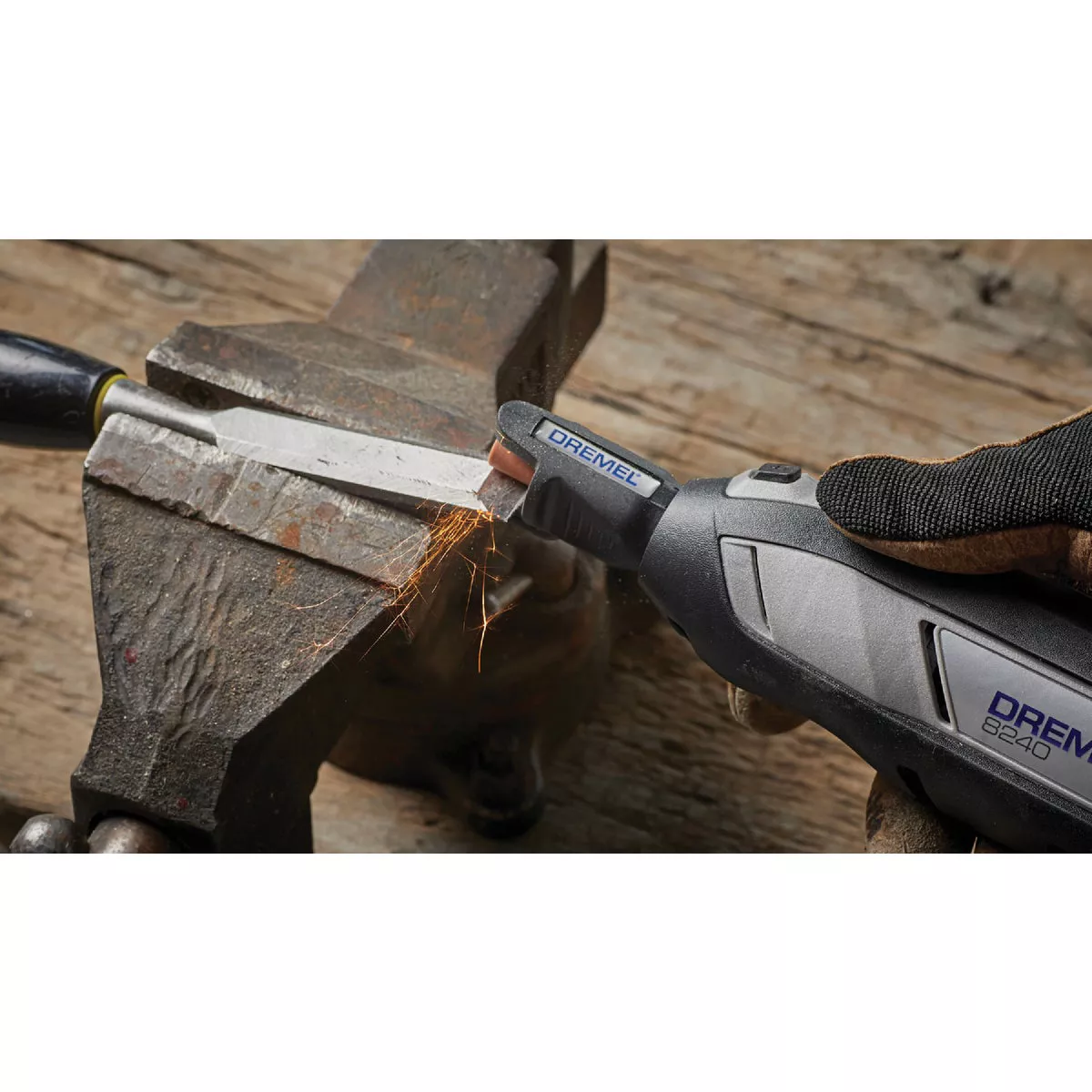 Dremel Sharpening Attachment Kit - photo 3