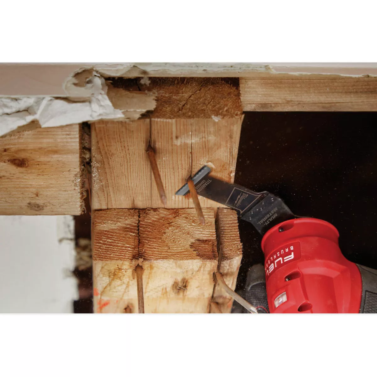 Milwaukee OPEN-LOK 1-3/8 In. Titanium Enhanced Carbide Metal Cutting Oscillating Blade (10-Pack) - photo 6