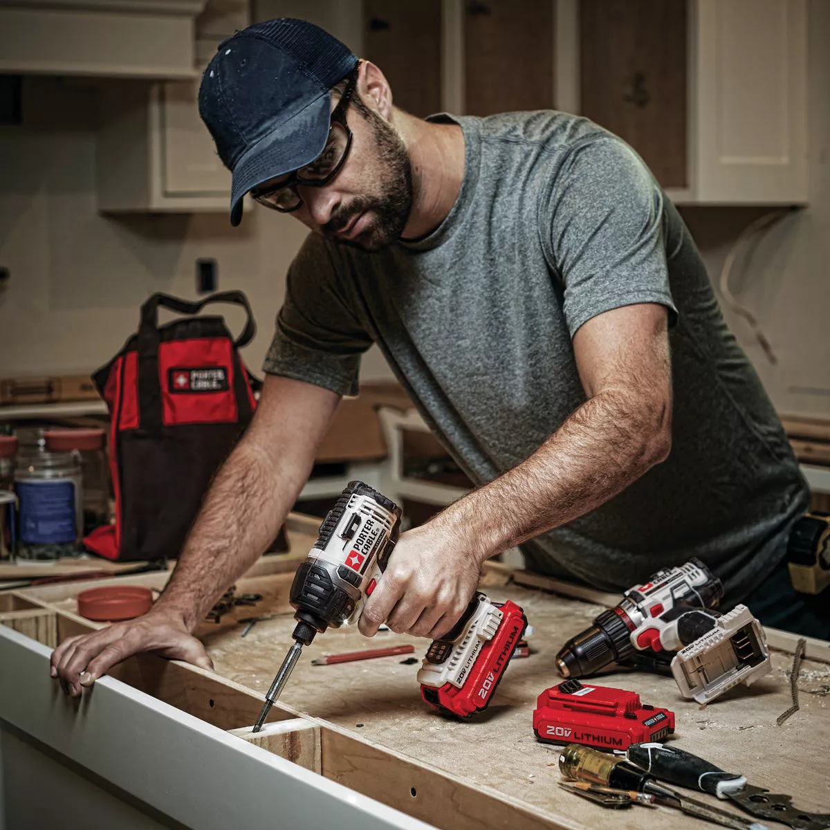 Porter Cable 20-Volt Max Lithium-Ion 1/4 In. Hex Cordless Impact Driver Kit - photo 4