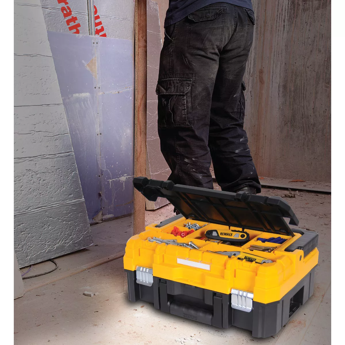 DEWALT TSTAK V 13 In. W x 5.75 In. H x 17.25 In. L Small Parts Organizer with 9 Bins - photo 3