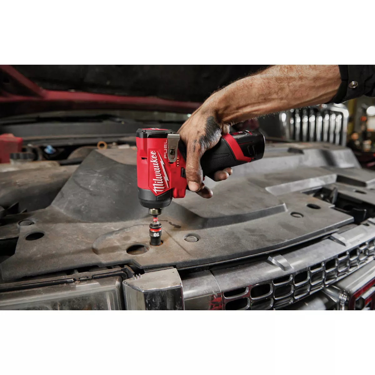 Milwaukee M12 FUEL Brushless 1/4 In. Hex Subcompact Cordless Impact Driver Kit with (2) 2.0 Ah Batteries & Charger - photo 8