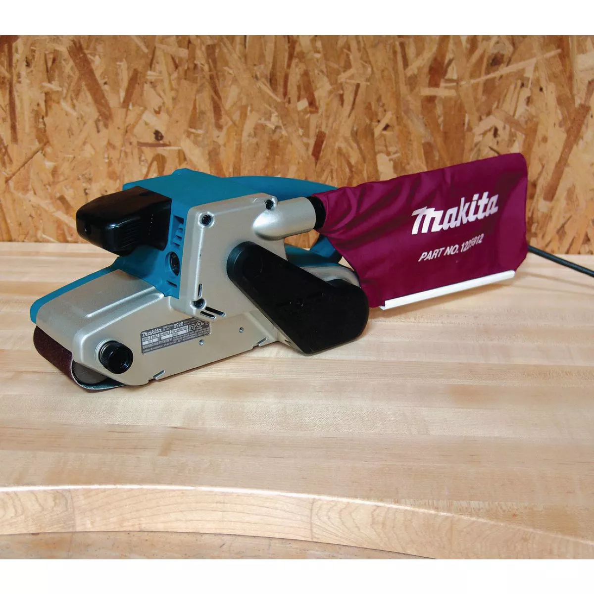 Makita 3 In. x 24 In. Belt Sander - photo 3
