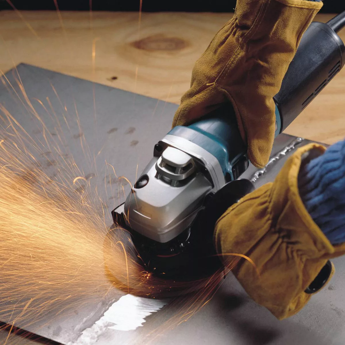 Makita 4-1/2 In. 12-Amp SJS High-Power Angle Grinder - photo 5