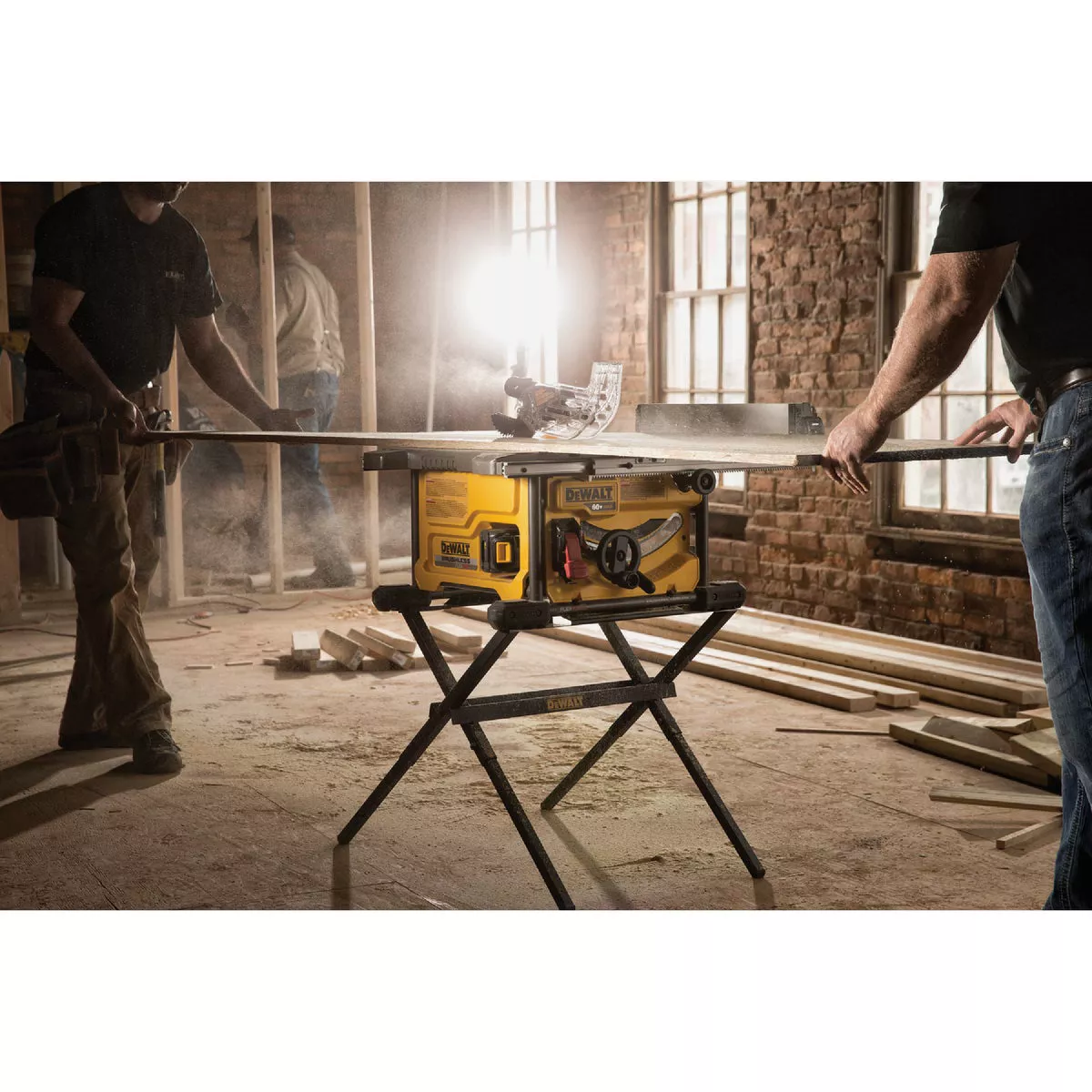 DEWALT FLEXVOLT 60V MAX Brushless 8-1/4 In. Cordless Table Saw Kit with 6.0 Ah Battery & Charger - photo 4