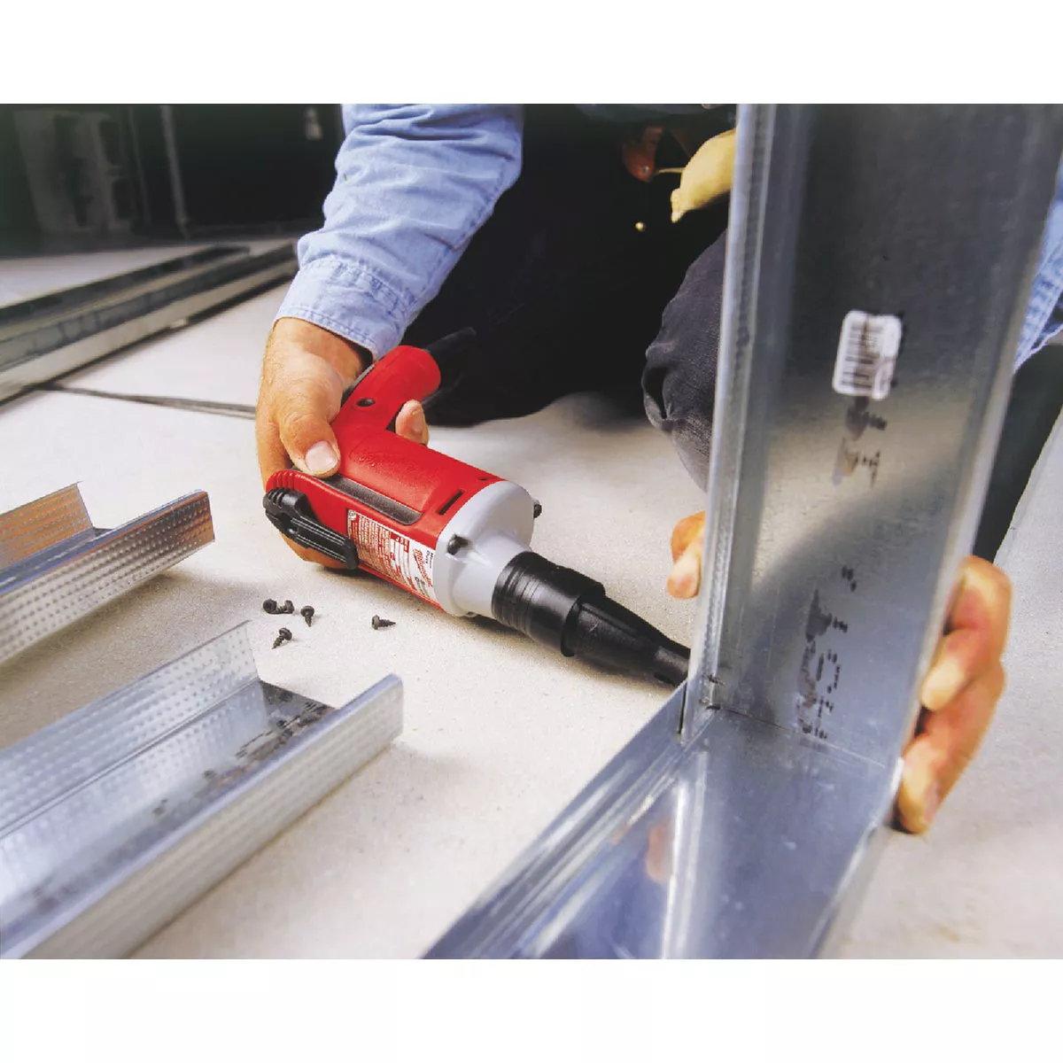 Milwaukee 6.5A/4000 rpm Electric Screwgun - photo 3