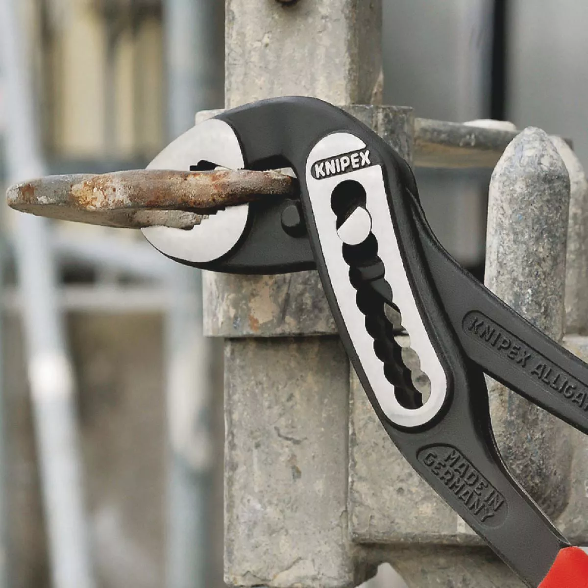 Knipex Alligator 10 In. Water Pump Groove Joint Pliers - photo 3
