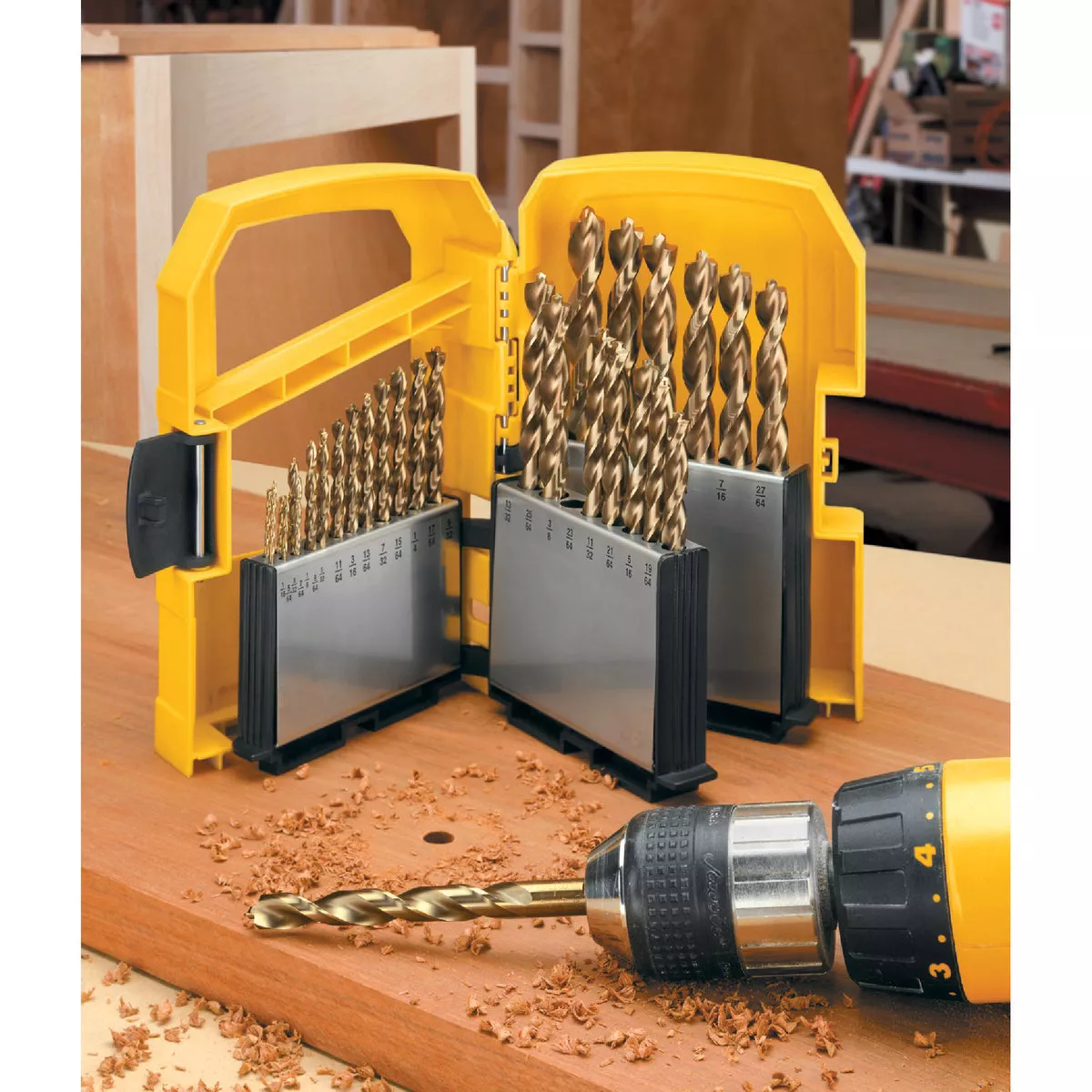 DEWALT 29-Piece Gold Ferrous Pilot Point Drill Bit Set, 1/16 In. thru 9/32 In. - photo 2